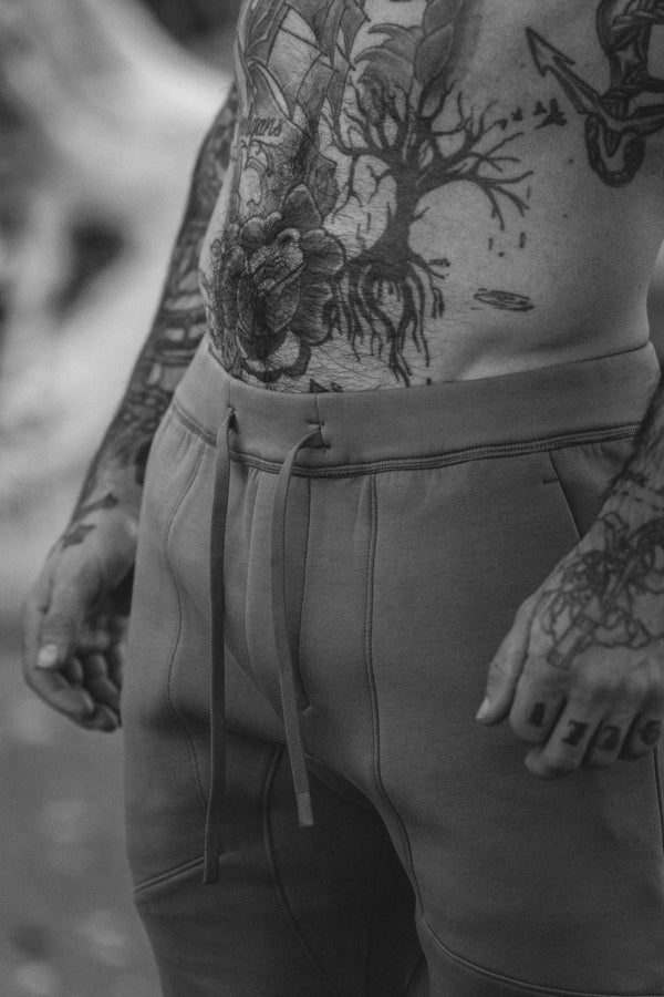 Versa Jogger