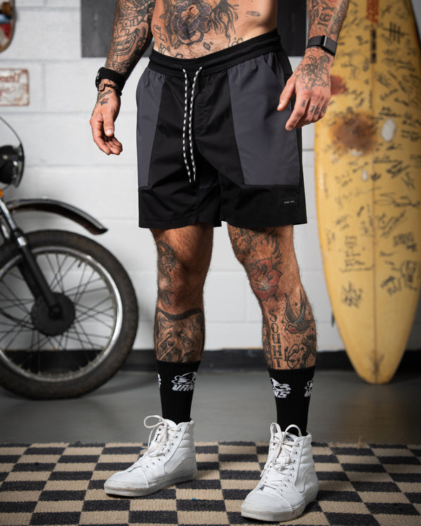 Carlsbad Short V2